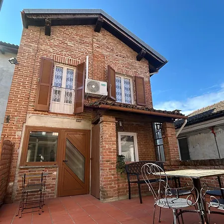 La Casa Della Corte - Monferratohome Tatil Evi