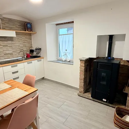 La Casa Della Corte - Monferratohome Tatil Evi