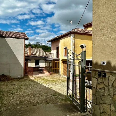 Nyaraló La Casa Della Corte - Monferratohome *